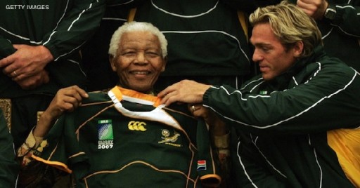 Nelson Mandela, el &#039;héroe de la democracia sudafricana&#039;, muere a los 95 años