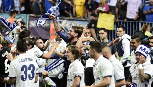Real Madrid se coronó campeón de la liga española en Málaga