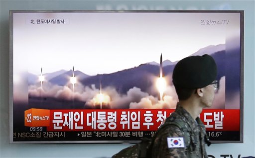 Corea del Norte lanza misil balístico de medio alcance y desafía protocolos