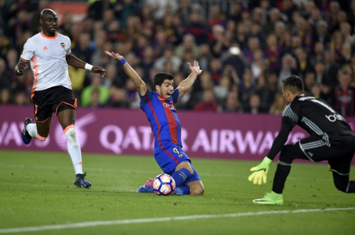 Suárez fue clave en el triunfo de Barcelona F.C. frente al Valencia