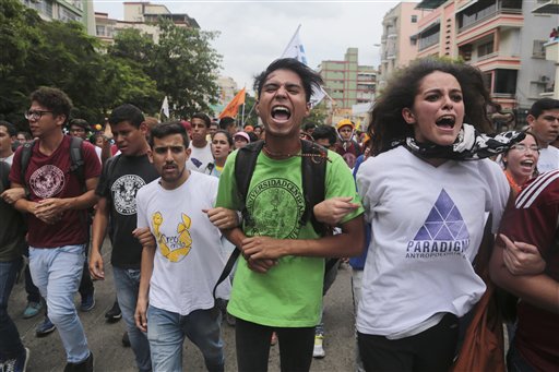 Venezuela: bloquean marcha en rechazo a constituyente