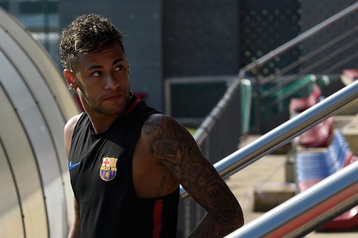 Neymar aviva los rumores de su salida del &#039;Barca&#039; con una foto