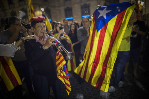 Parlamento catalán celebrará sesión clave que escondería votación de independencia