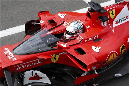 Sebastian Vettel se queja del nuevo parabrisas para vehículos de F1