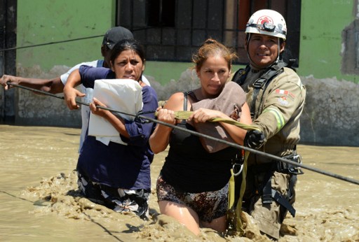 Perú: &quot;El Niño Costero&quot; deja 75 muertos, 20 desaparecidos y 700 mil afectados