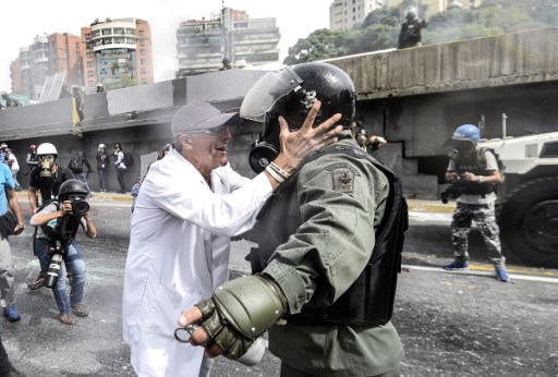 Aumentan a 52 los muertos en manifestaciones en Venezuela