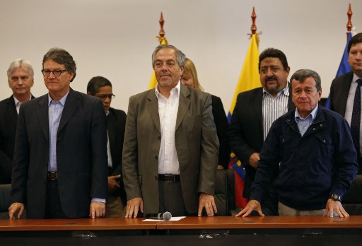 Colombia y ELN retoman diálogos en Ecuador