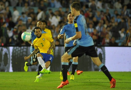 Brasil golea a Uruguay y se alista para Rusia 2018