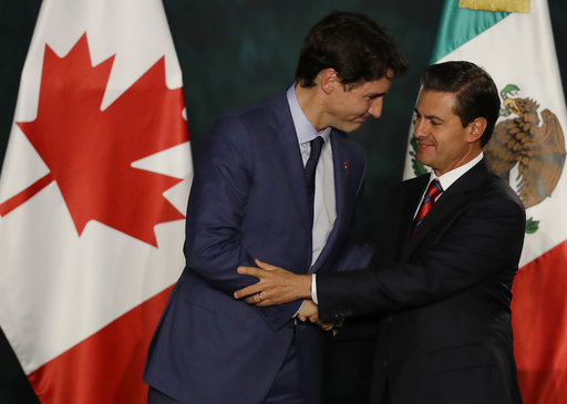 Canadá y México buscan un TLCAN para &quot;ganar, ganar, ganar&quot;, a pesar de Trump