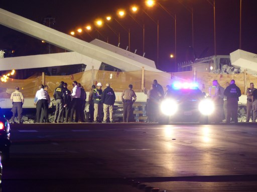 Sube a 6 la cifra de muertos por caída de puente en Miami