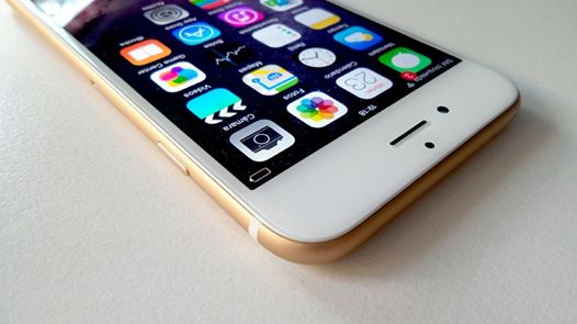 Apple recibe quejas de usuarios a los que el iPhone 6 se les dobló