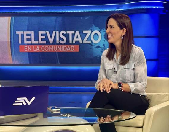 Alegría Crespo durante una entrevista con Televistazo en la Comunidad, de Ecuavisa.