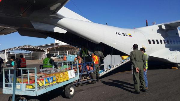 Avión de la FAE llevó 10 toneladas de víveres a Galápagos