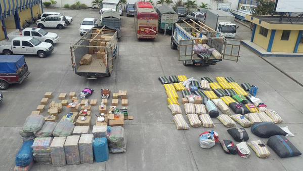 Decomisan mercadería valorada en USD 80.000 en la vía Machala–Guayaquil