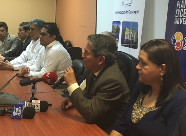 Hoy en Televistazo: La posesión del nuevo rector de la U. de Guayaquil