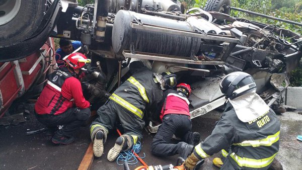 11 heridos en accidente de tránsito en vía Pifo - Papallacta