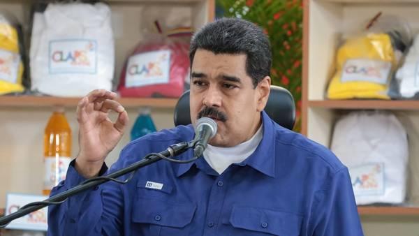 Maduro convoca a &quot;poderosa movilización&quot; para hacer un &quot;ensayo antigolpe&quot;