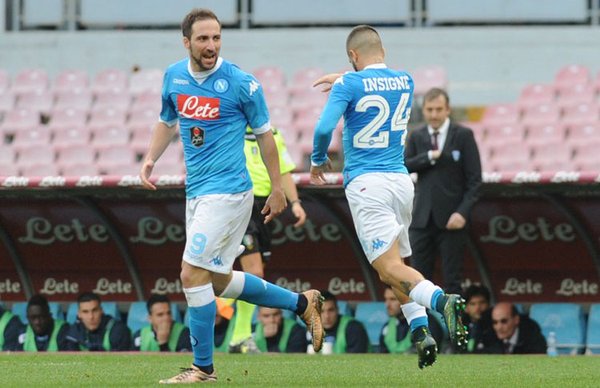 Nápoles busca nueva marca en el Calcio