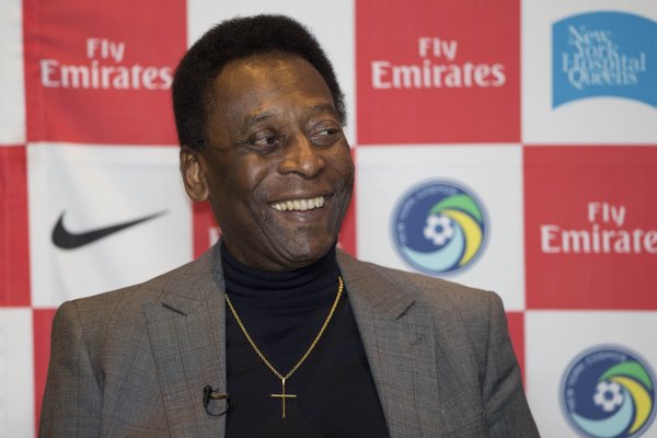 Pelé reveló un error en cirugía de 2012