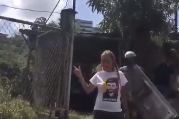 Venezuela: Leopoldo López denuncia torturas a gritos desde su celda