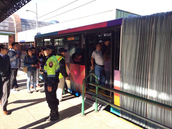 Rodas responde a Correa sobre 40 nuevos buses articulados en Quito