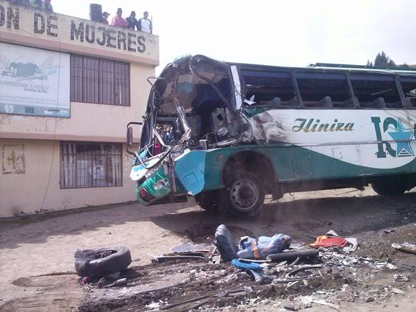 Confirman 6 muertos y 58 heridos tras el accidente en Cotopaxi