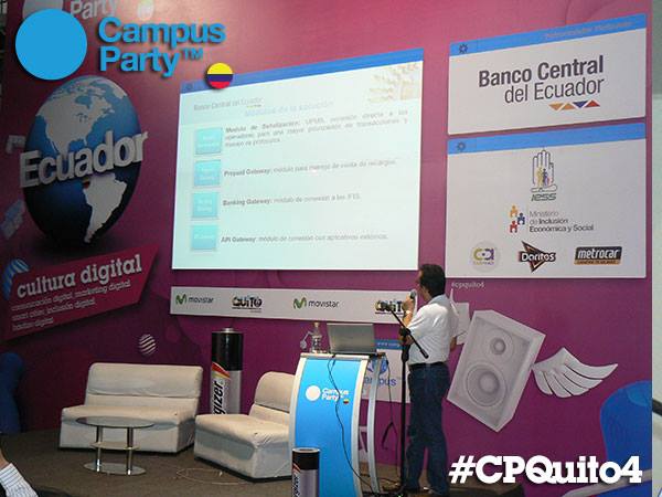 Banco Central de Ecuador prueba su dinero electrónico móvil en Campus Party