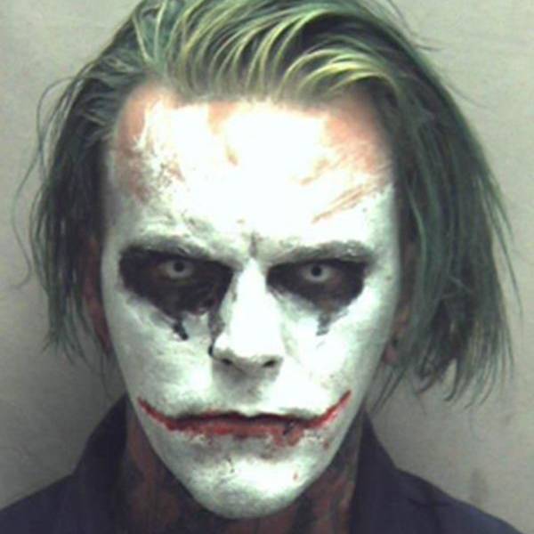 Fue detenido por caminar disfrazado como The Joker