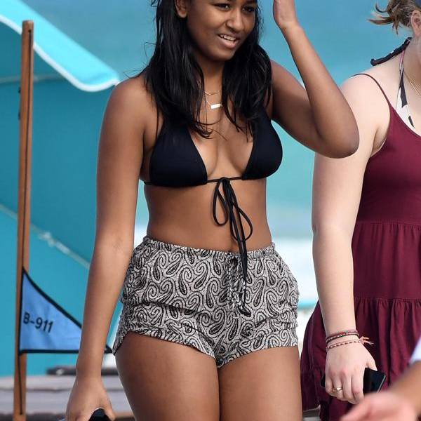 Las fotos de Sasha Obama disfrutando de las playas de Miami