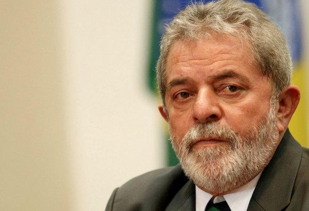 Lula da Silva acusa a Temer de &quot;vender el patrimonio&quot; de Brasil