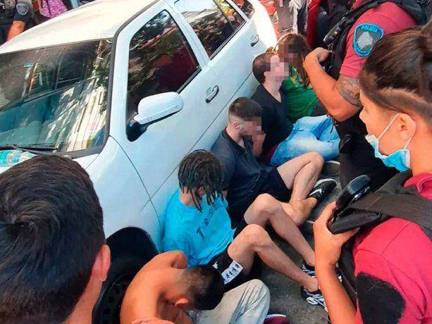 Seis detenidos tras denuncia de violación en grupo de joven en Buenos Aires
