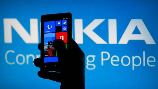 Nokia podría volver a entrar al terreno de los smartphones en 2016