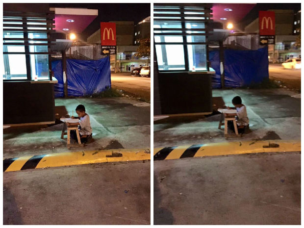 Se hace viral una foto de un niño que estudia en la calle porque no tiene electricidad en casa