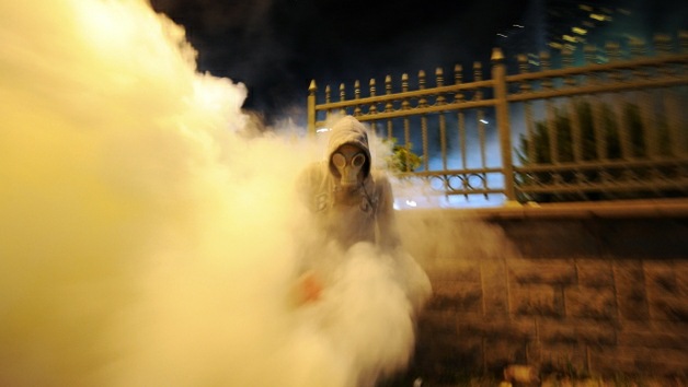 Gas lacrimógeno en el Parlamento de Nigeria antes de voto sobre el estado de emergencia