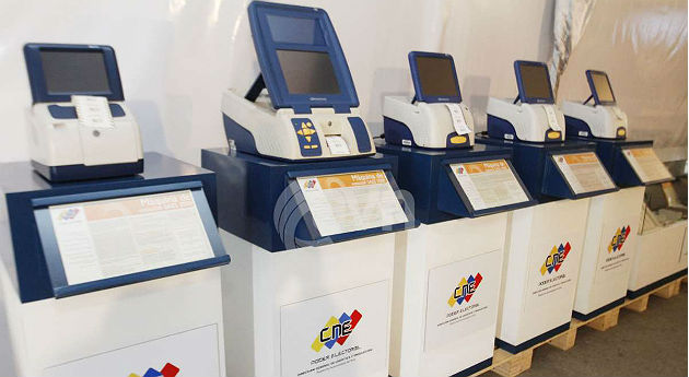 Venezuela prestará a Ecuador sus máquinas de votación