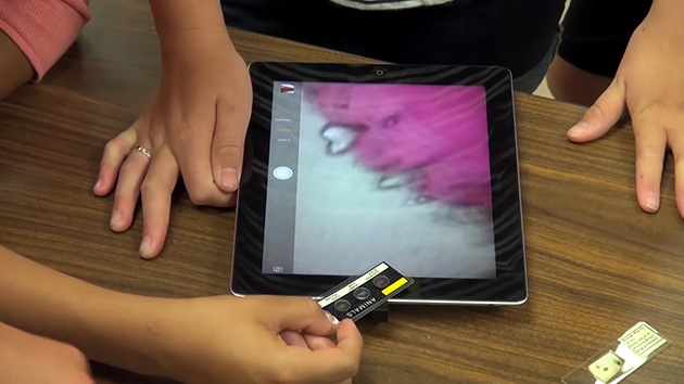 (VIDEO) ¿Cómo convertir un smartphone o tablet en un potente microscopio?
