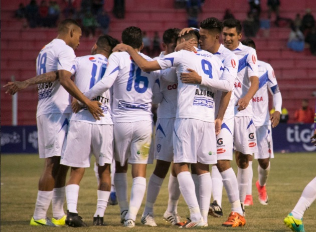 El club San José de Oruro llegó a Quito para medir a El Nacional