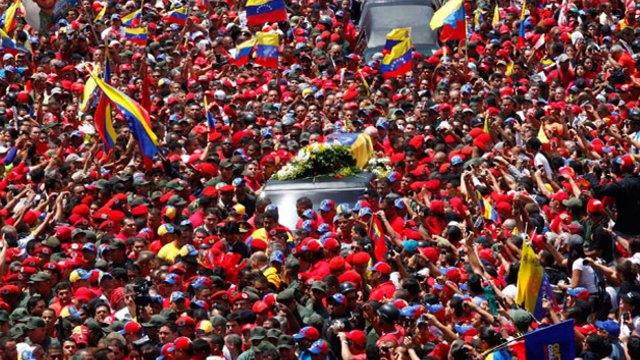 Cuerpo de Chávez quedará embalsamado &quot;eternamente&quot; y será velado 7 días más