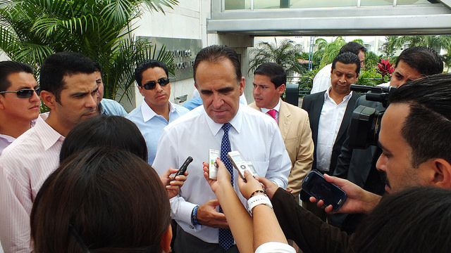 Ecuador planteará nulidad de resolución de la CAN contra medidas comerciales