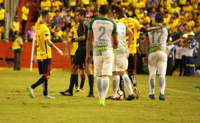 Cuatro fechas de suspensión para Damián Díaz en la Libertadores