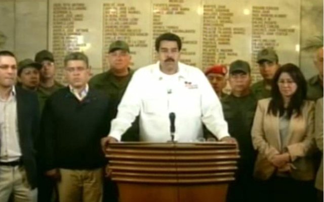Maduro ordena despliegue militar y policial tras muerte de Chávez