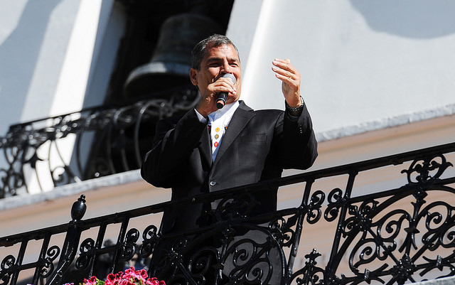 Presidente Correa anuncia retiro temporal de proyectos de ley de plusvalía y herencias