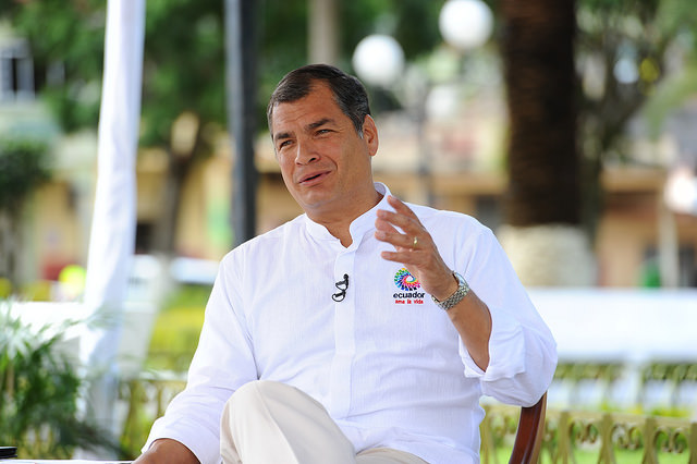 Relaciones entre Ecuador y Perú pasan por su &quot;mejor momento&quot;, según Correa