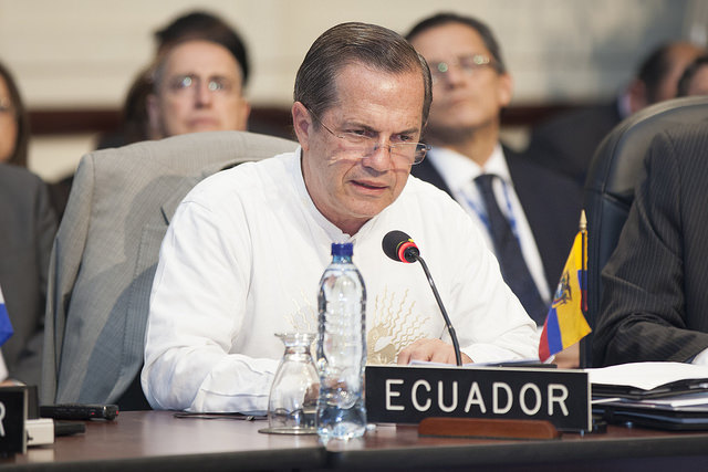 Ecuador fustiga a EEUU por fracaso de estrategia represiva en lucha antidroga