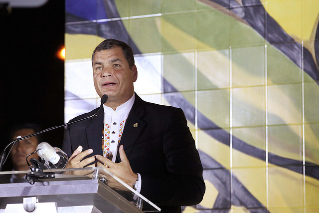Presidente Correa vetó parcialmente el Código Monetario y Financiero