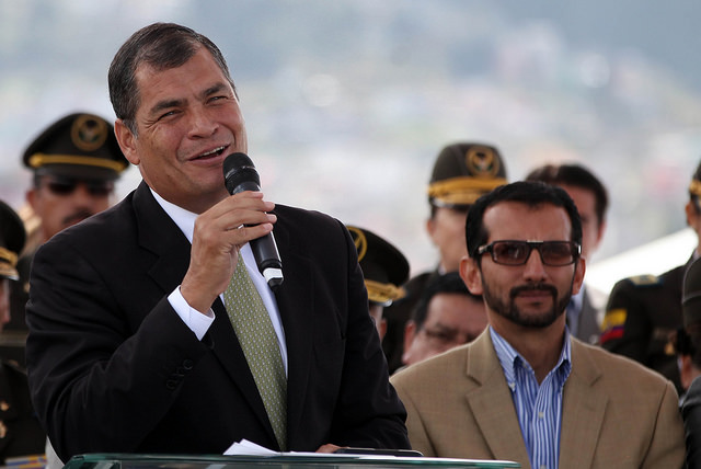 ISSFA e ISSPOL no desaparecerán, según presidente Correa
