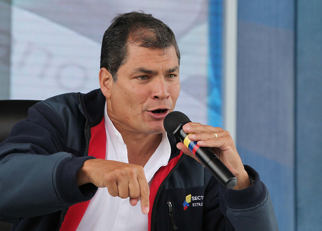 Ecuador creará auditoría a tratados de inversión que considera perniciosos
