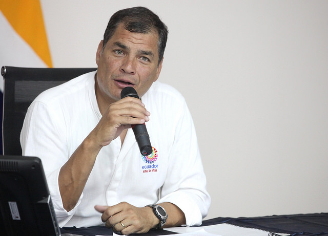 Presidente Correa no descarta más cambios en su gabinete