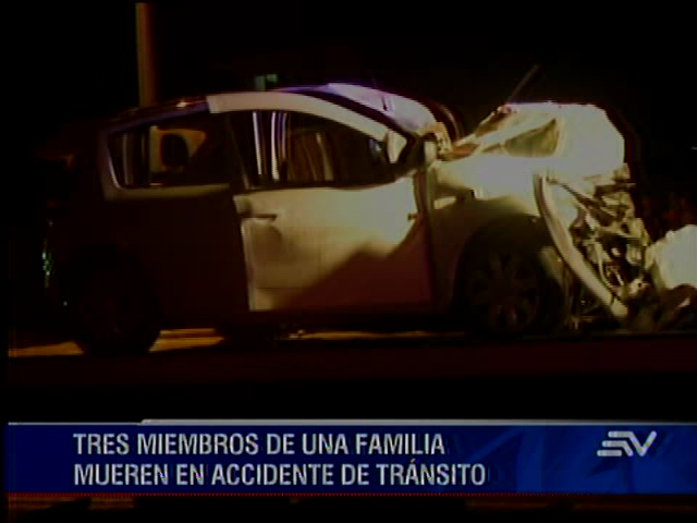 Tres miembros de una familia mueren en accidente de tránsito en Latacunga