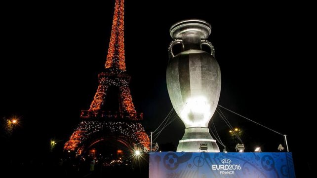 Francia y Rumanía abren la Eurocopa
